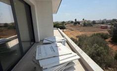 2 apartment for sale in Deryneia