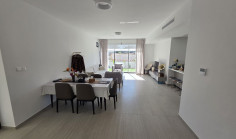 5 bedroom house to rent in Geri