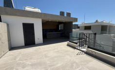 3-bed panoramic view penthouse in Neapolis 