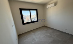 3-bed panoramic view penthouse in Neapolis 