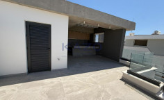 3-bed panoramic view penthouse in Neapolis 