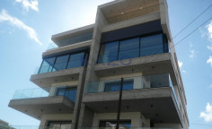 3-bed city view apartment in Agios Nicolaos 