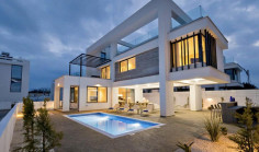 3 house to rent in Pernera