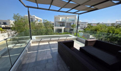Three bedroom house to rent in Pernera Three bedroom house to rent in Pernera
