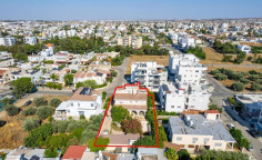 House with a pool in Lakatamia, Nicosia 