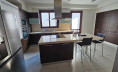 Spacious 2 bedroom apartment to rent in Archangelos Spacious 2 bedroom apartment to rent in Archangelos