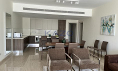3-bed seafront apartment in marina with communal pool and garden 