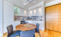 Beautiful 1-bed fully furnished seafront apartment in Mouttagiaka area 