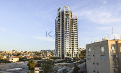 Luxurious 1-bed fully furnished seafront apartment in Mouttagiaka area 