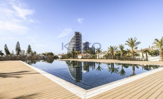 Luxurious 1-bed fully furnished seafront apartment in Mouttagiaka area 