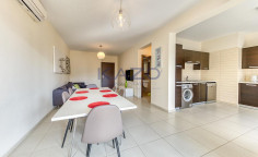 Furnished 2-bed apartment in Mesa Geitonia 