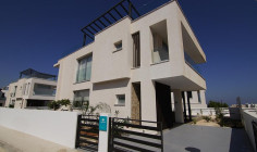 Spacious 3 bedrooms house for sale in Pernera