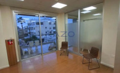 Fully furnished modern office in Mesa Geitonia 