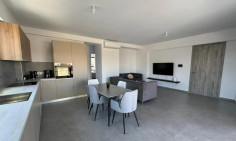 Large 2 bedroom apartment to rent in Engomi