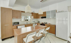 4 bedroom house to rent in Protaras