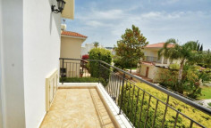 4 bedroom house to rent in Protaras