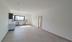 Large 2 beds apartment for sale in Lakatamia