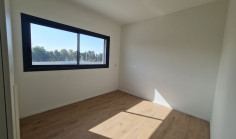 Large 2 beds apartment for sale in Lakatamia