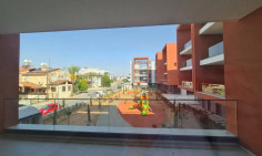 Large 3 bedroom apartment for sale in Lakatamia