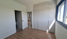 Large 3 bedroom apartment for sale in Lakatamia
