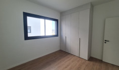 Large 3 bedroom apartment for sale in Lakatamia