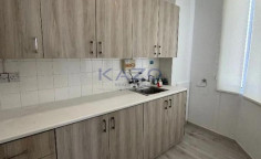 230 m&sup2; office in Agios Ioannis 