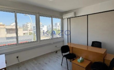 230 m&sup2; office in Agios Ioannis 