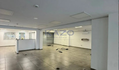 365 m&sup2; office to rent in Omonoia 