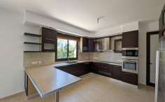Four-bedroom mansion in Livadia, Larnaca 