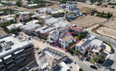 Three-bedroom semi-detached house in Pera chorio, Nicosia 