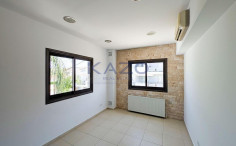 Three-bedroom semi-detached house in Pera chorio, Nicosia 