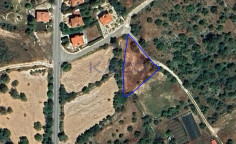 1032 m&sup2; agricultural field in Silikou , Limassol