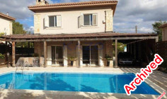 Three bedroom detached house with private pool for rent in Souni-Zanakia 