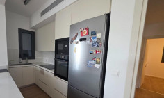 Large 2 bedrooms apartment to rent in Engomi