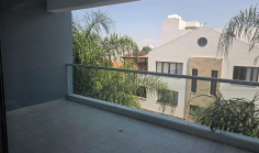 Large 2 bedroom apartment to rent in Agios Dometios