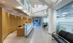 Large commercial to rent in Engomi