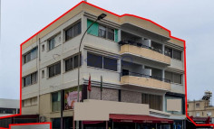 Large commercial building for sale in Polemidia 
