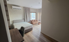 Studio 37 m2 to rent in Engomi