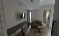 Studio 26 m2 to rent in Engomi