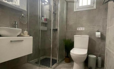 3 bedroom apartment to rent in Makedonitissa