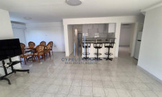 2-bedroom unfurnished ground floor apartment for rent - Kapsalos 