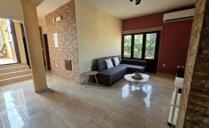 2 bedroom apartment to rent in Deryneia