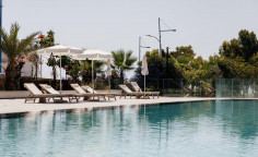 3-bed apartment in Agios Tychonas with private pool 