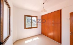 Detached two-storey house in Ineia, Paphos 