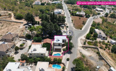 Detached two-storey house in Ineia, Paphos 