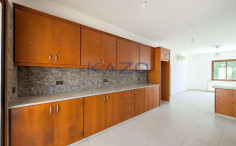 Detached two-storey house in Ineia, Paphos 