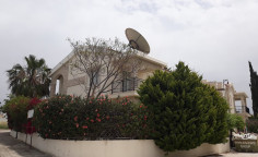 LUXURY VILLA IN PEYIA 