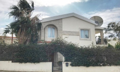 LUXURY VILLA IN PEYIA 