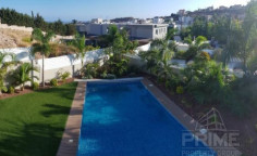 Beautiful 6 bedroom villa with swimming pool for sale in Agios Athanasios