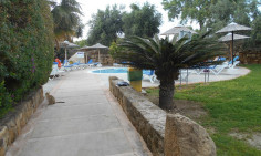 Luxury 2 bedroom furnished apartment with swimming pool for sale in Kato Paphos